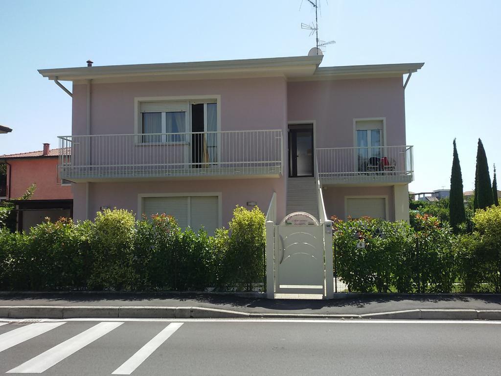 La Casa Rosa Apartment Sirmione Bagian luar foto